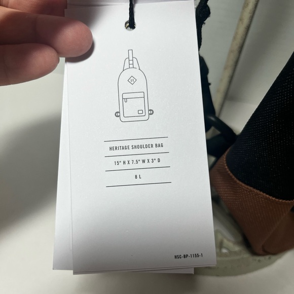 Herschel Supply Co. Heritage Crossbody Shoulder Bag - Picture 12 of 14